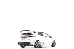 OttO Mobile 118 Honda Civic Type R (FN2) Mugen in Championship White (OT735)